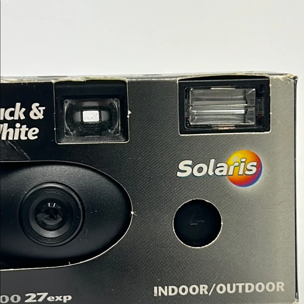 Solaris Black White Disposable Camera 400 27exp Indoor/ Outdoor